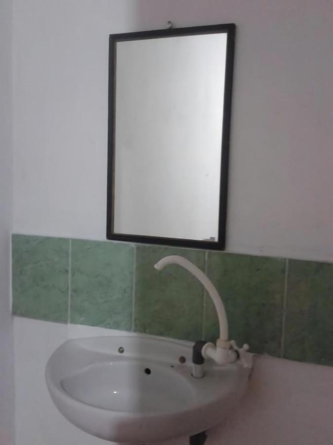 Kuta Garden Homestay Kültér fotó
